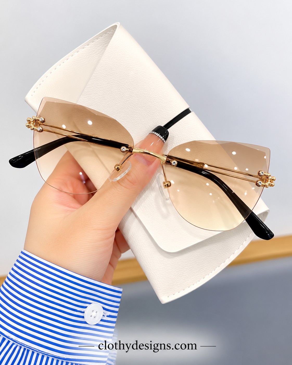 Women’s Rimless Cat Eye Sunglasses – Gradient Lens UV400 Protection Fashion Party Shades